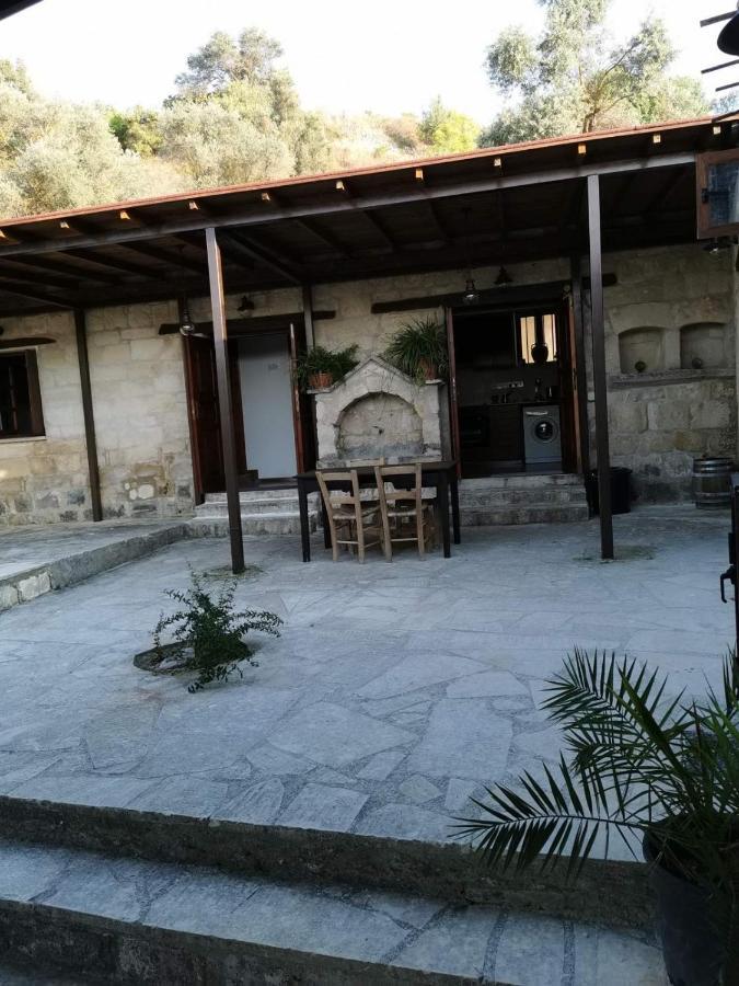 Romanos בית כפרי Paphos